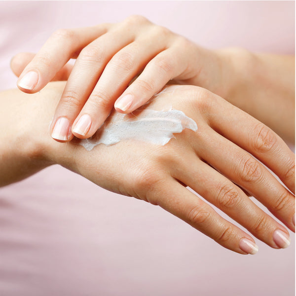 NAIL CARE CREMA EXFOLIANTE PARA MANOS 50 G